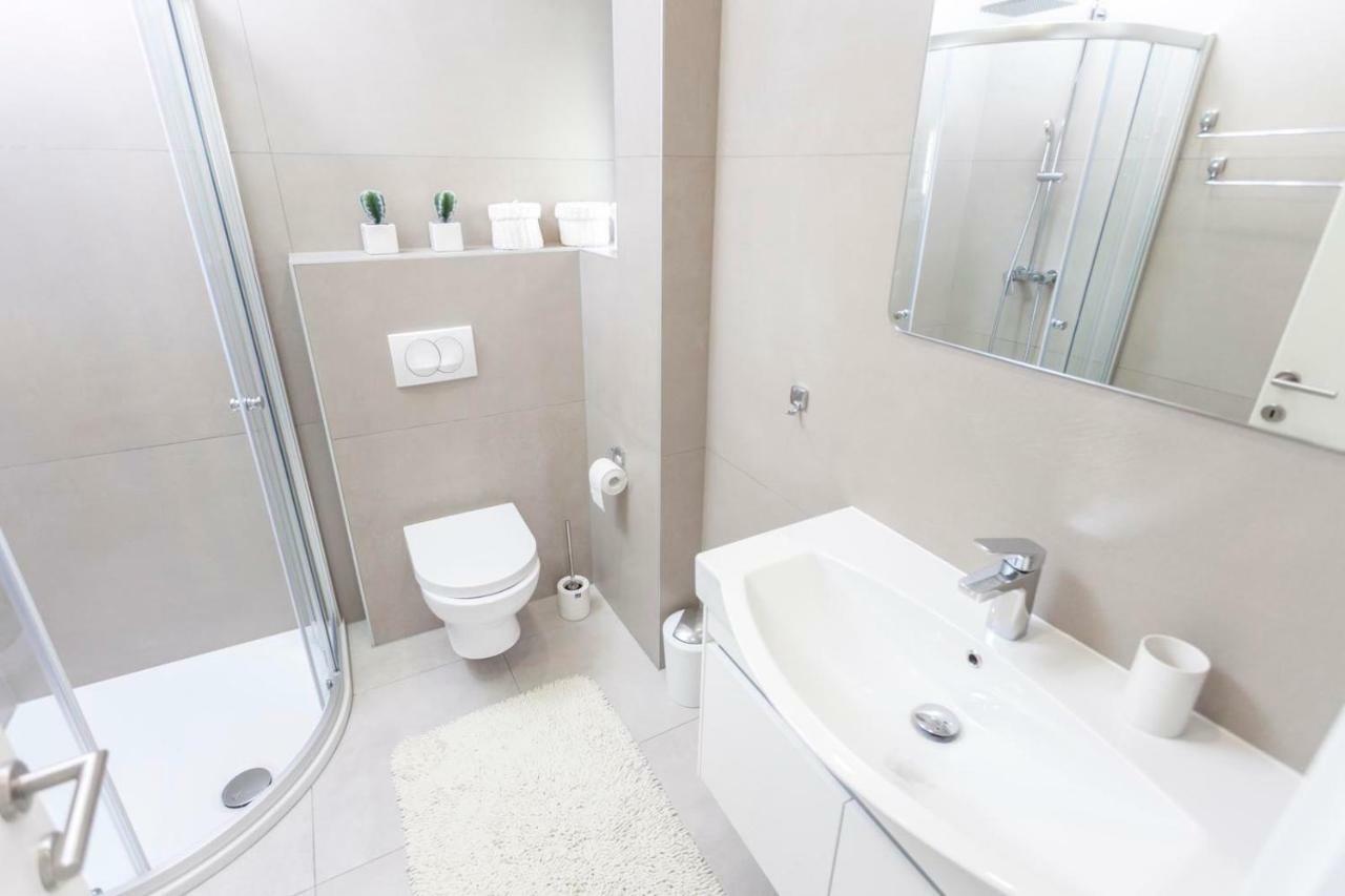 Luxury Apartment Stockholm -Sea&City View Makarska Buitenkant foto
